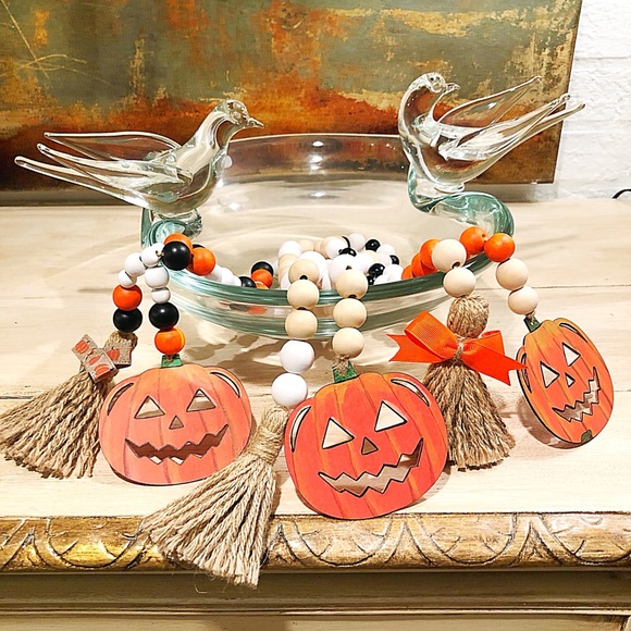 Halloween/Fall Pumpkin Prayer Bead Garland Decor Hand Painted w/Jute Tassel - Picture 2 of 8